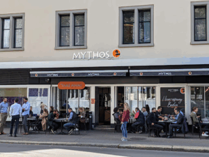 Der Firmenname lautet Mythos
