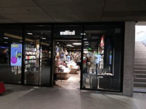Orell Füssli Bahnhof Zürich Oerlikon