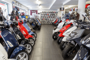 Vespa Piaggio Center Fontana